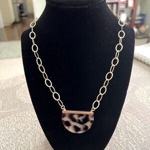 Spartina brushed gold and tortoise shell necklace